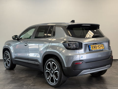 Jeep Avenger Altitude 54 kWh SOH 97% Navi PDC ACC Carplay/Android Auto 24 Maanden garantie* (Vraag naar de voorwaarden)