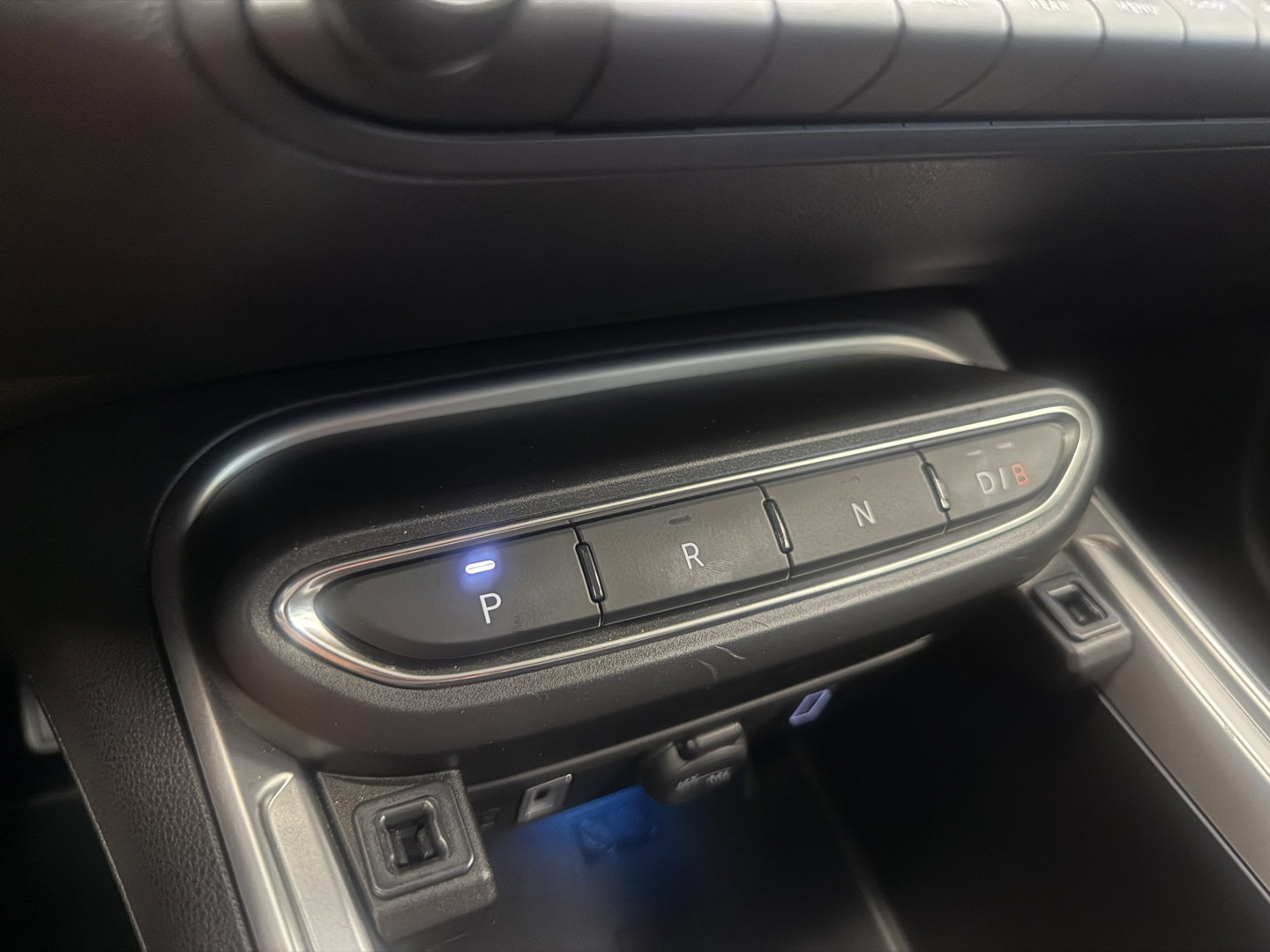 Jeep Avenger Altitude 54 kWh SOH 97% Navi PDC ACC Carplay/Android Auto 24 Maanden garantie* (Vraag naar de voorwaarden)