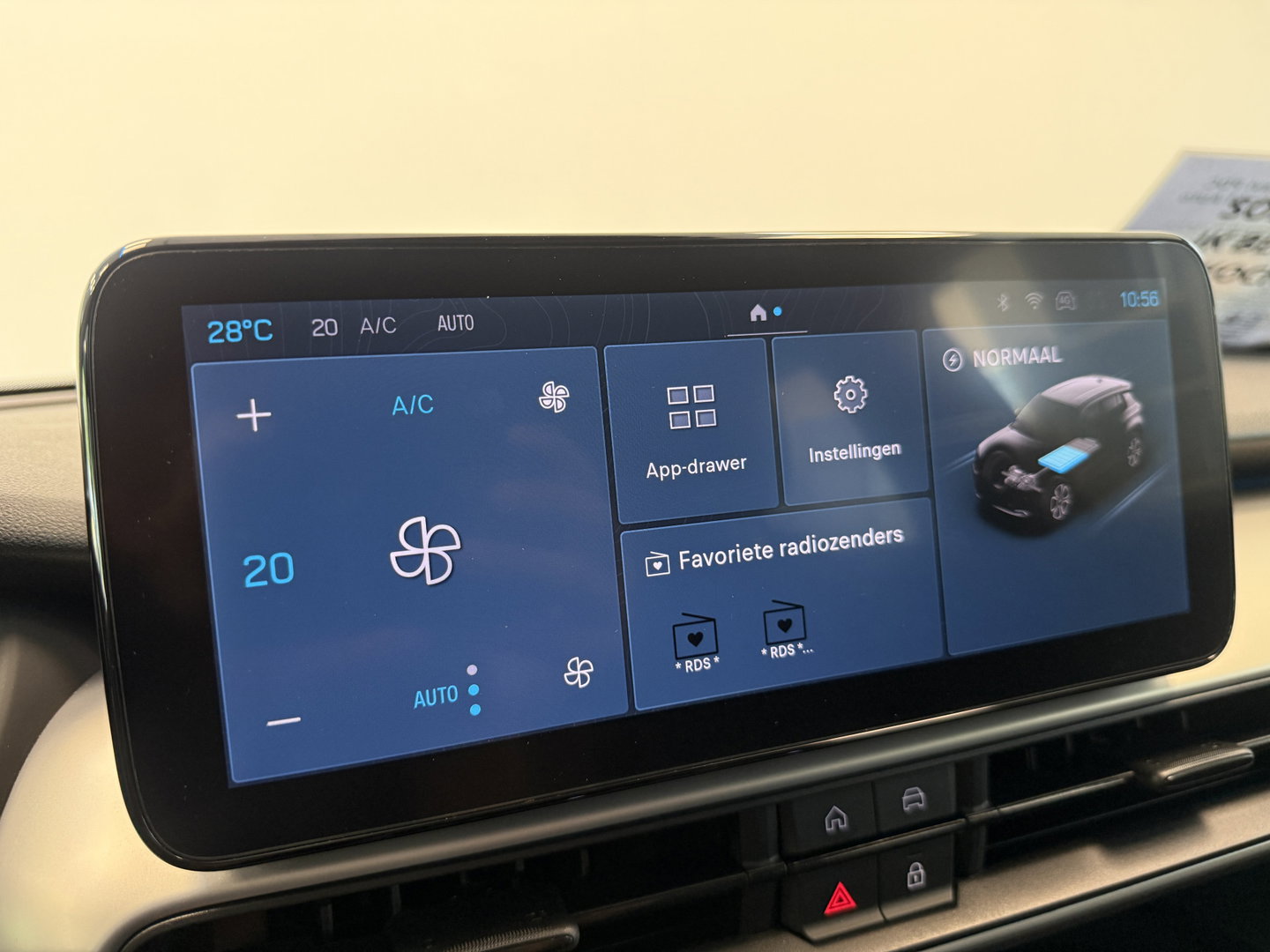Jeep Avenger Altitude 54 kWh SOH 97% Navi PDC ACC Carplay/Android Auto 24 Maanden garantie* (Vraag naar de voorwaarden)