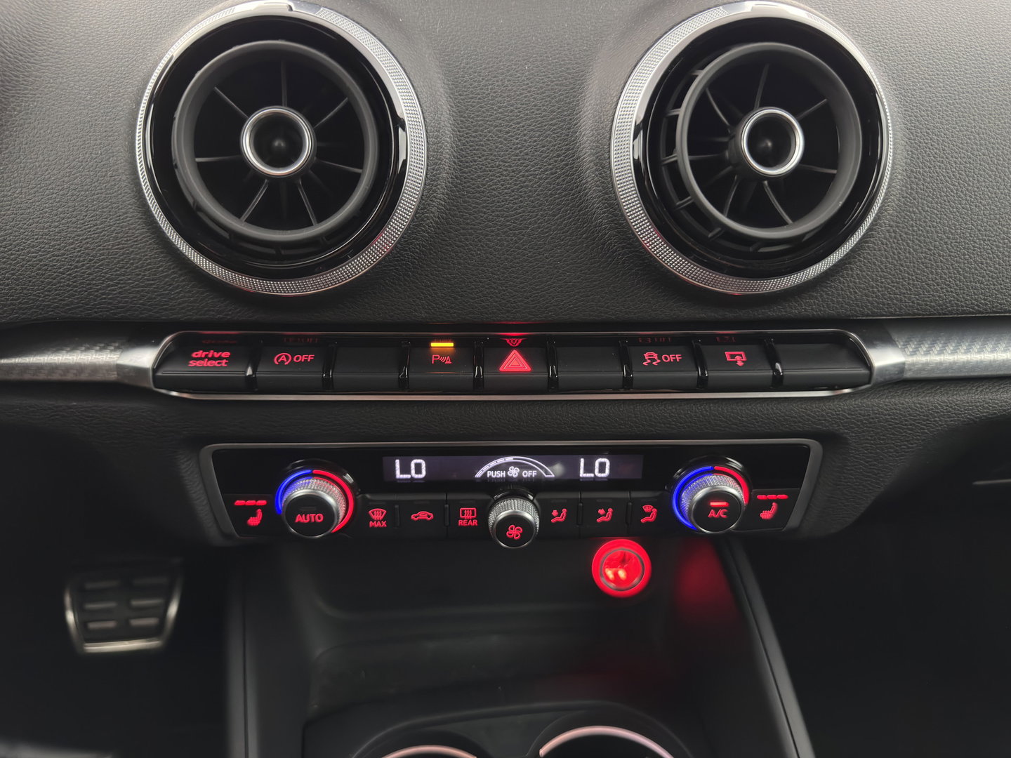 Audi RS3 Sportback 2.5 TFSI quattro Pro Line Plus (INCL.BTW) Aut. *MILLTEK-EXHAUST | ADAPTIVE-CRUISE | HEATED-SPORTSEATS | BANG&OLUFSEN | LEATHER | FULL-LED | NAVI-FULLMAP | PRIVACY-GLASS | SHIFTPADDLES | ECC | PDC | 19''ALU*