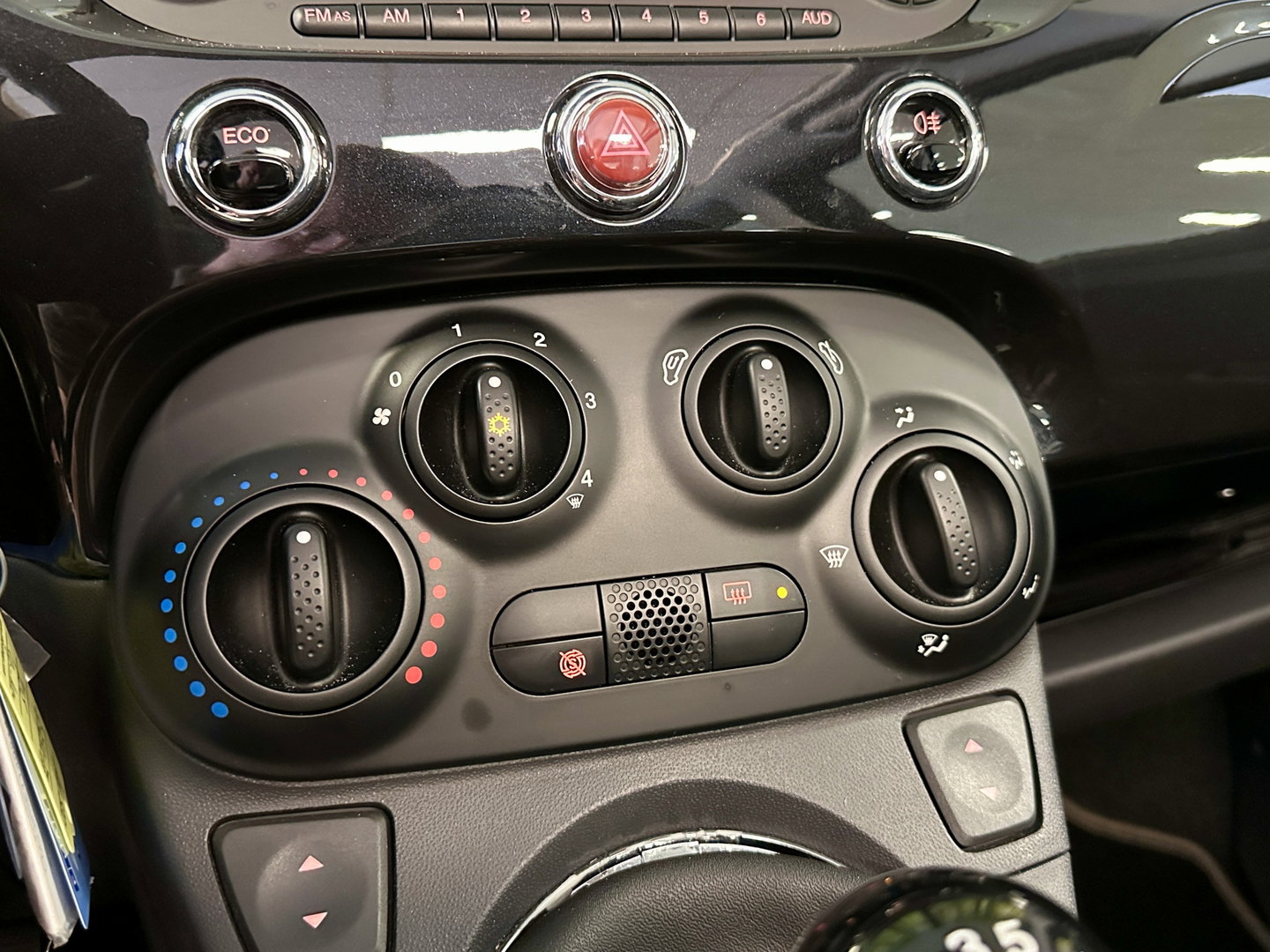 Fiat 500C 0.9 TwinAir Turbo Lounge | Origineel Nederlands | Blue & Me | 16'' Lichtmetaal | Elektrische Spiegels | Radio | Open rijden |
