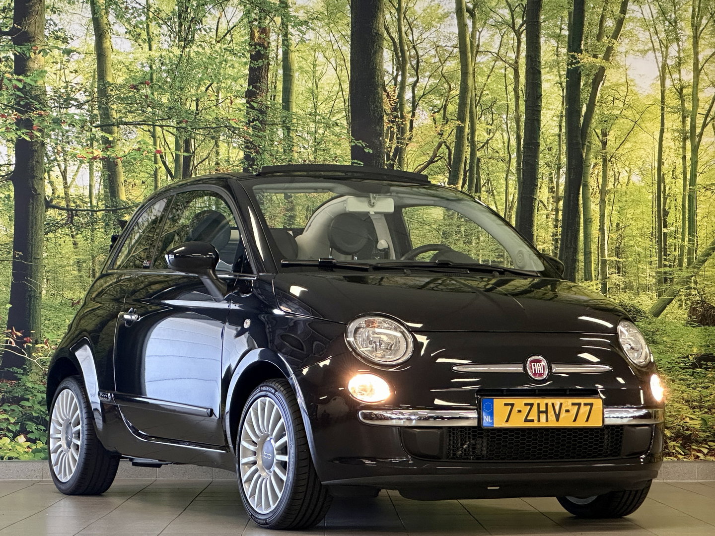 Fiat 500C 0.9 TwinAir Turbo Lounge | Origineel Nederlands | Blue & Me | 16'' Lichtmetaal | Elektrische Spiegels | Radio | Open rijden |