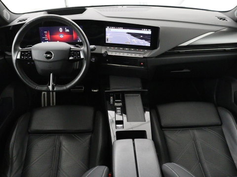 Opel Astra 1.6 Hybrid GS Line | SOH 93,3% | Head-Up | Leder | 360 Camera | Massage | Adaptive cruise | Stoelventilatie | 18'' velgen | Carplay | Navigatie | Full LED | Keyless | Climate control | PHEV | Plug In