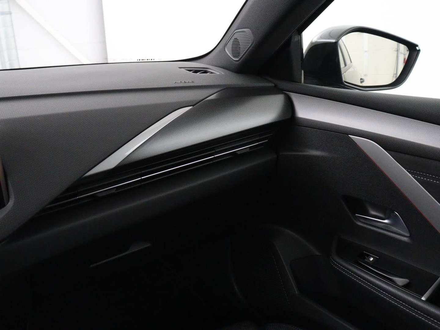 Opel Astra 1.6 Hybrid GS Line | SOH 93,3% | Head-Up | Leder | 360 Camera | Massage | Adaptive cruise | Stoelventilatie | 18'' velgen | Carplay | Navigatie | Full LED | Keyless | Climate control | PHEV | Plug In