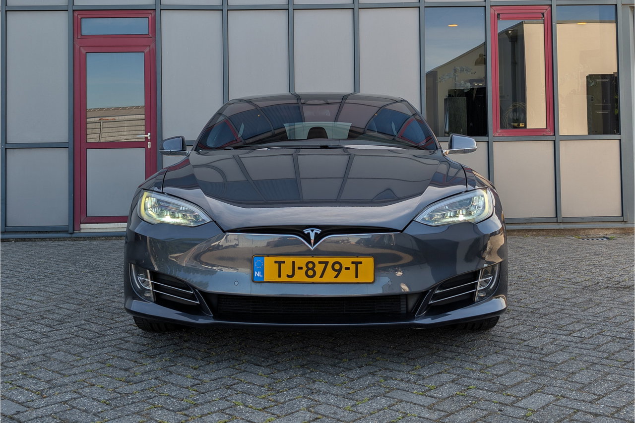 Tesla Model S