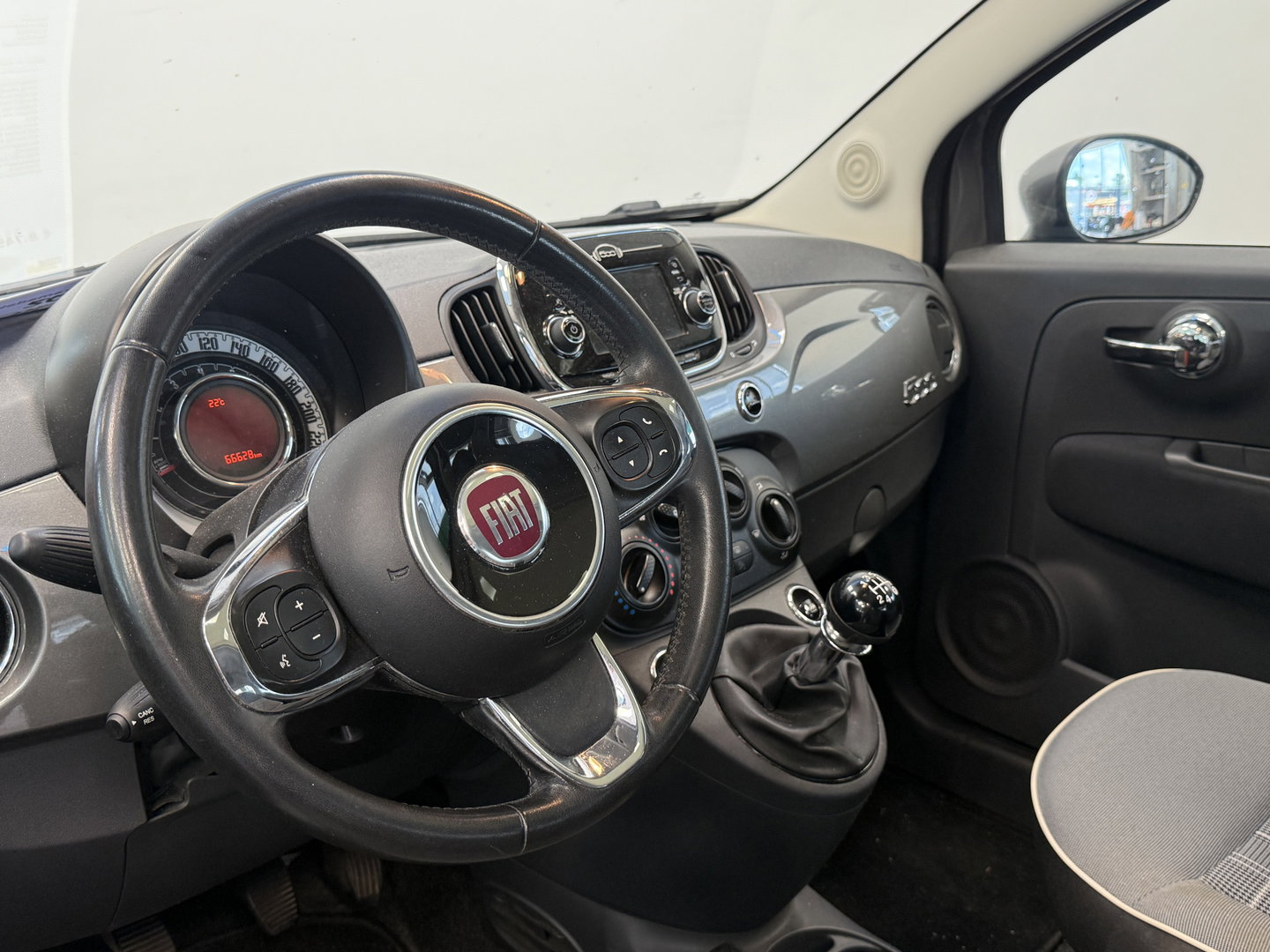 Fiat 500 1.2 Lounge Panoramadak CruiseControl