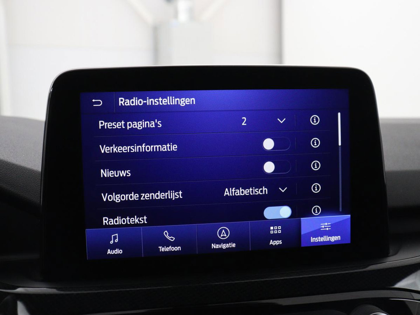 Ford Kuga 2.5 PHEV ST-Line | SOH 94,5% | Adaptive cruise | Leder/Alcantara | Camera | Carplay | Side Assist | Navigatie | Keyless | Parkeerhulp | Elektrische kofferklep | Climate control | Plug In