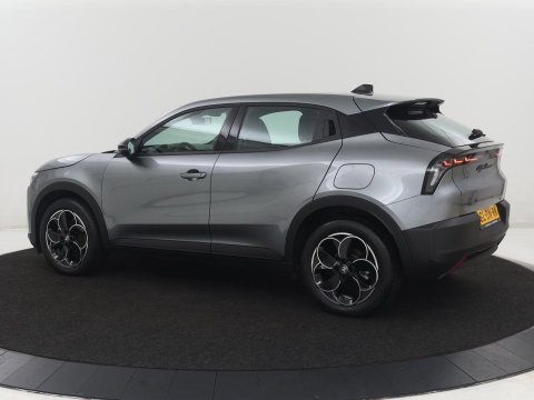 Alfa Romeo Junior Elettrica 54 kWh