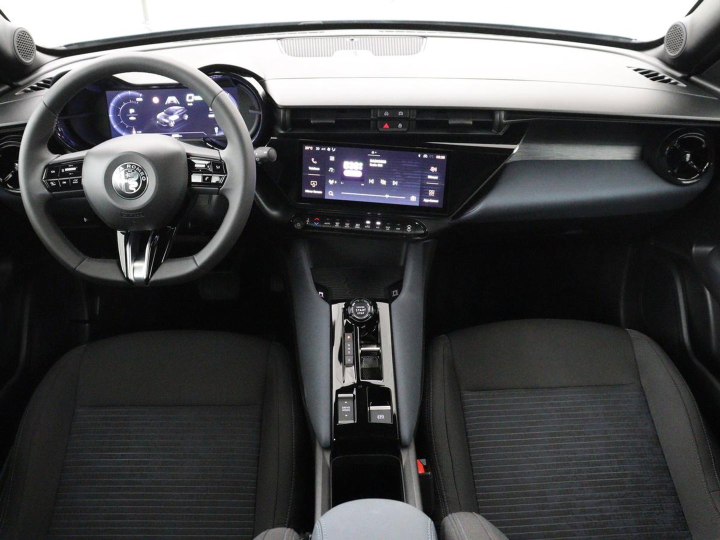 Alfa Romeo Junior Elettrica 54 kWh