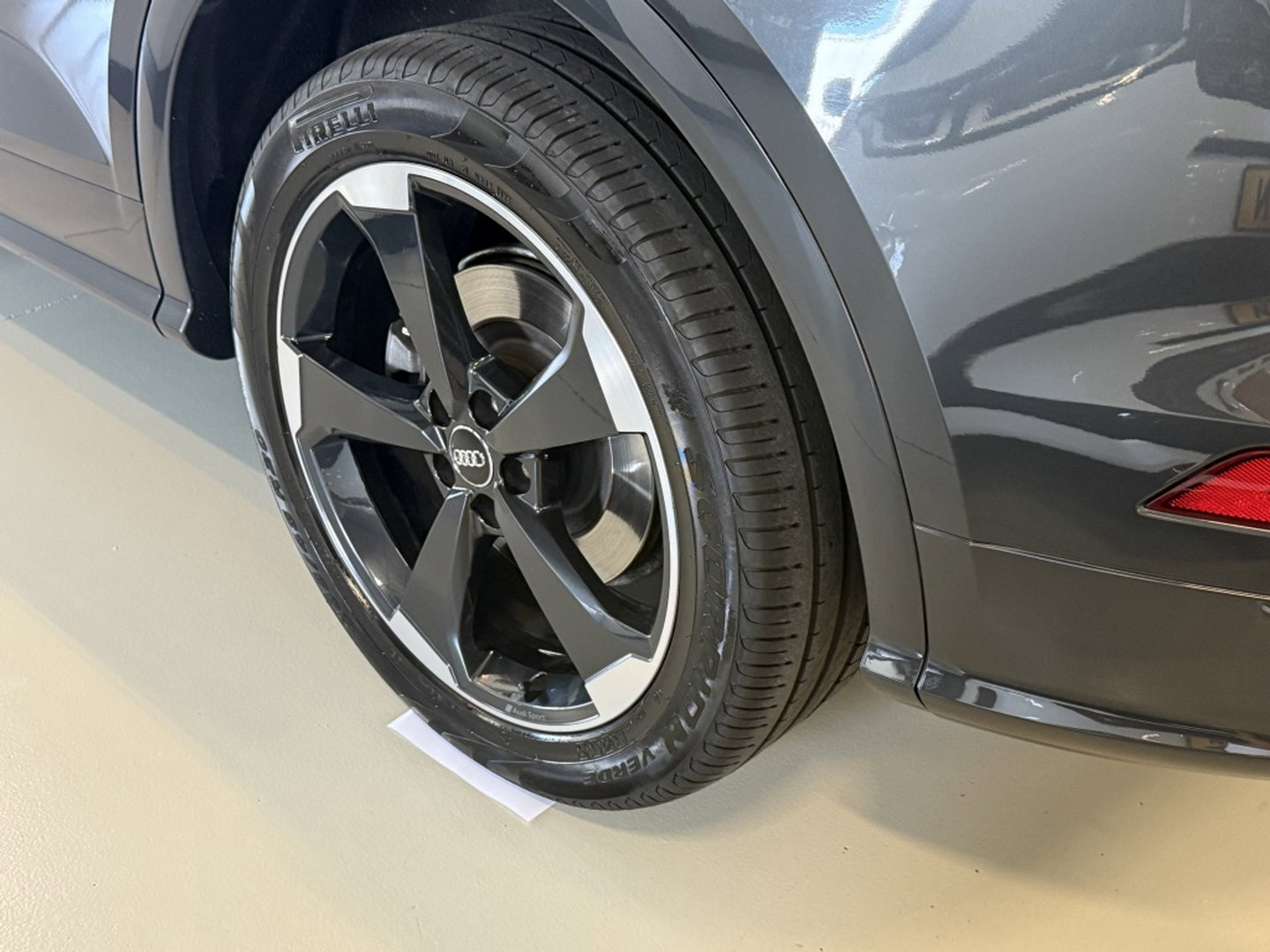 Audi Q5 50 TFSI e 299PK / S-Line / 20'' Rotor / panoramadak / LED