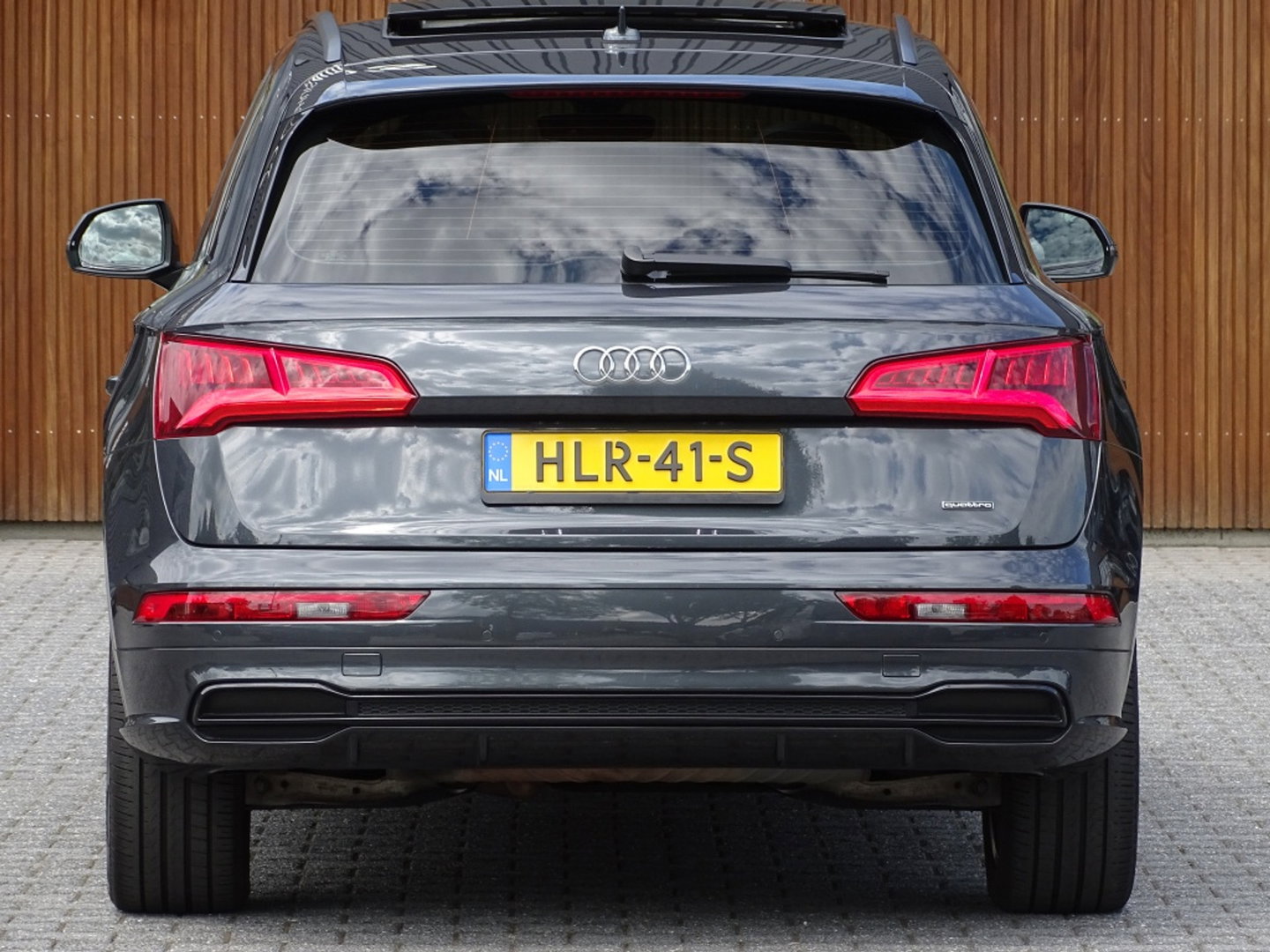 Audi Q5 50 TFSI e 299PK / S-Line / 20'' Rotor / panoramadak / LED