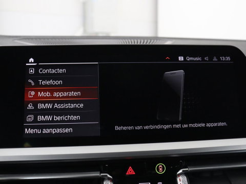 BMW 3-serie 320i Executive Edition | Sport Line | Trekhaak | Harman/Kardon | Sfeerverlichting | Carplay | Half leder | Live Cockpit | Parkeerhulp | Navigatie | Climate control | Full LED | Bluetooth | Cruise control