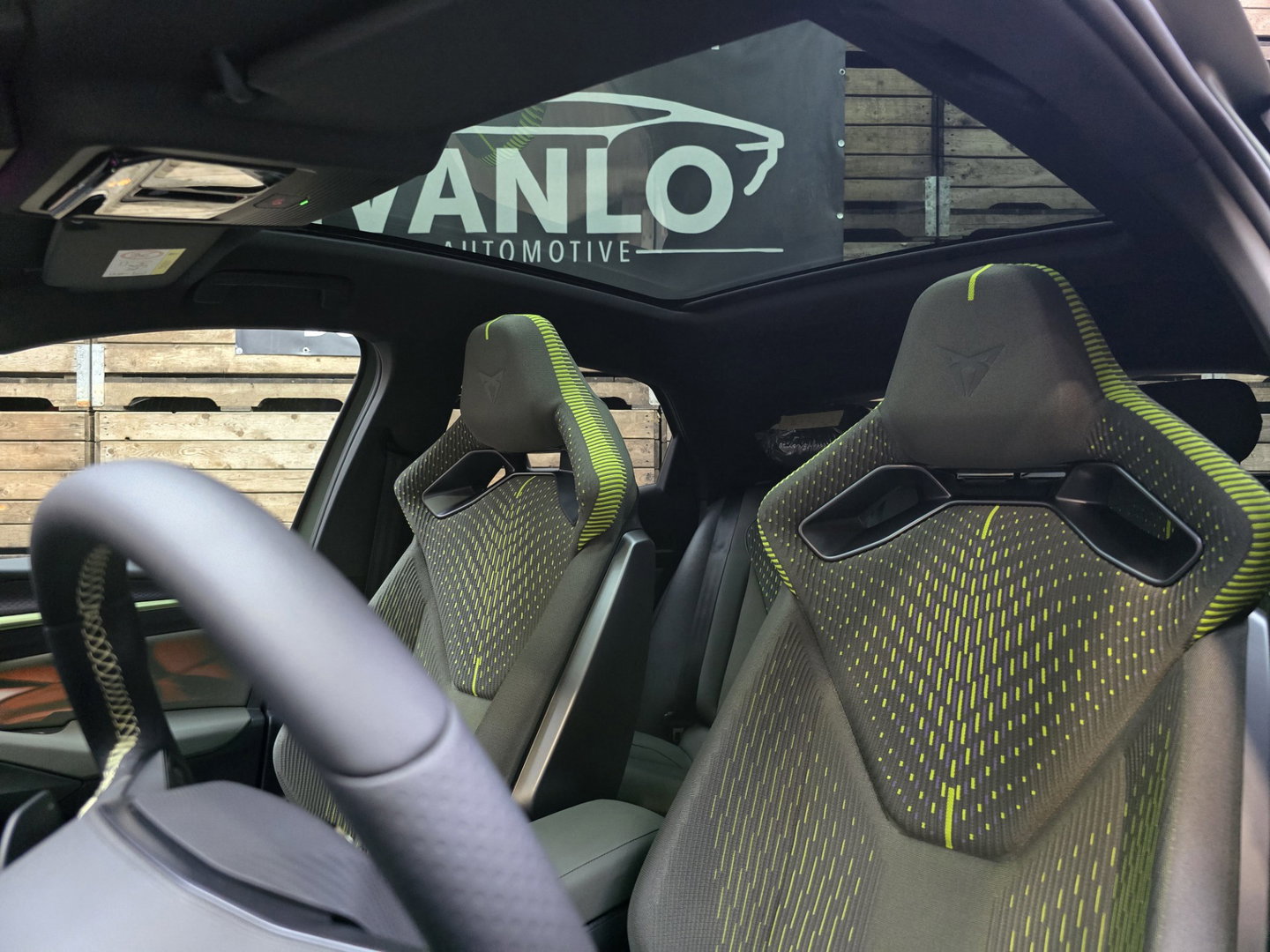 CUPRA Raval VZ Rebel 56 kWh Kuipstoelen Pano DCC E-VAQ 19"LM SOH 100% Direct rijden!