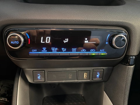 Toyota Yaris 1.5 Hybrid Dynamic