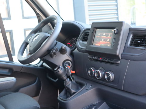 Renault Master T35 2.3 dCi 145 pk Euro 6 - Bakwagen - Laadklep - Camera - Navi