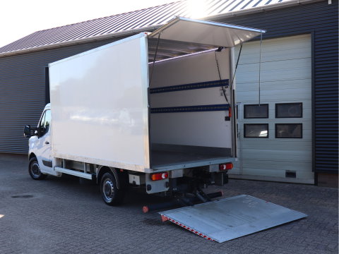Renault Master T35 2.3 dCi 145 pk Euro 6 - Bakwagen - Laadklep - Camera - Navi