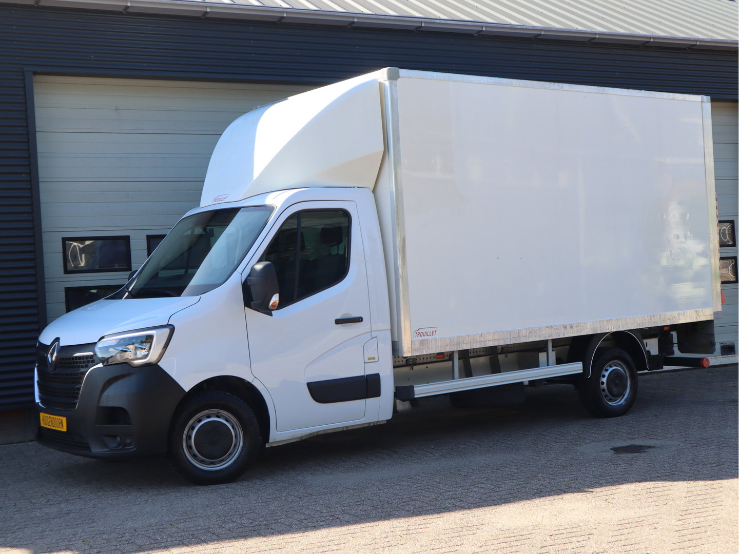 Renault Master T35 2.3 dCi 145 pk Euro 6 - Bakwagen - Laadklep - Camera - Navi