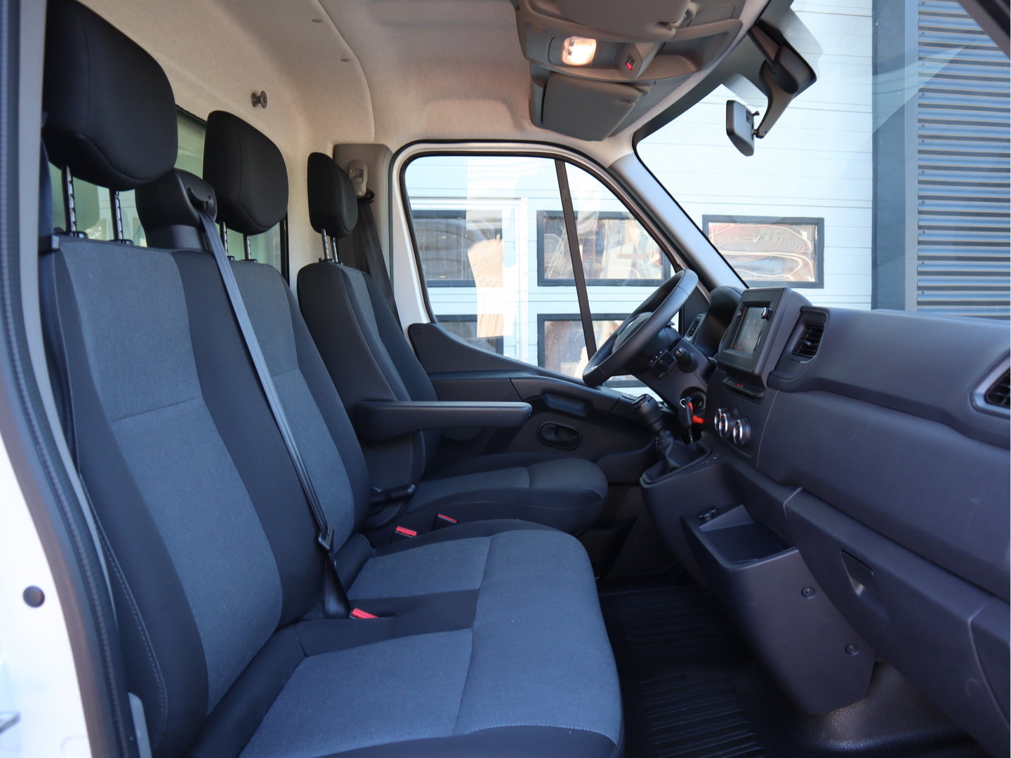 Renault Master T35 2.3 dCi 145 pk Euro 6 - Bakwagen - Laadklep - Camera - Navi