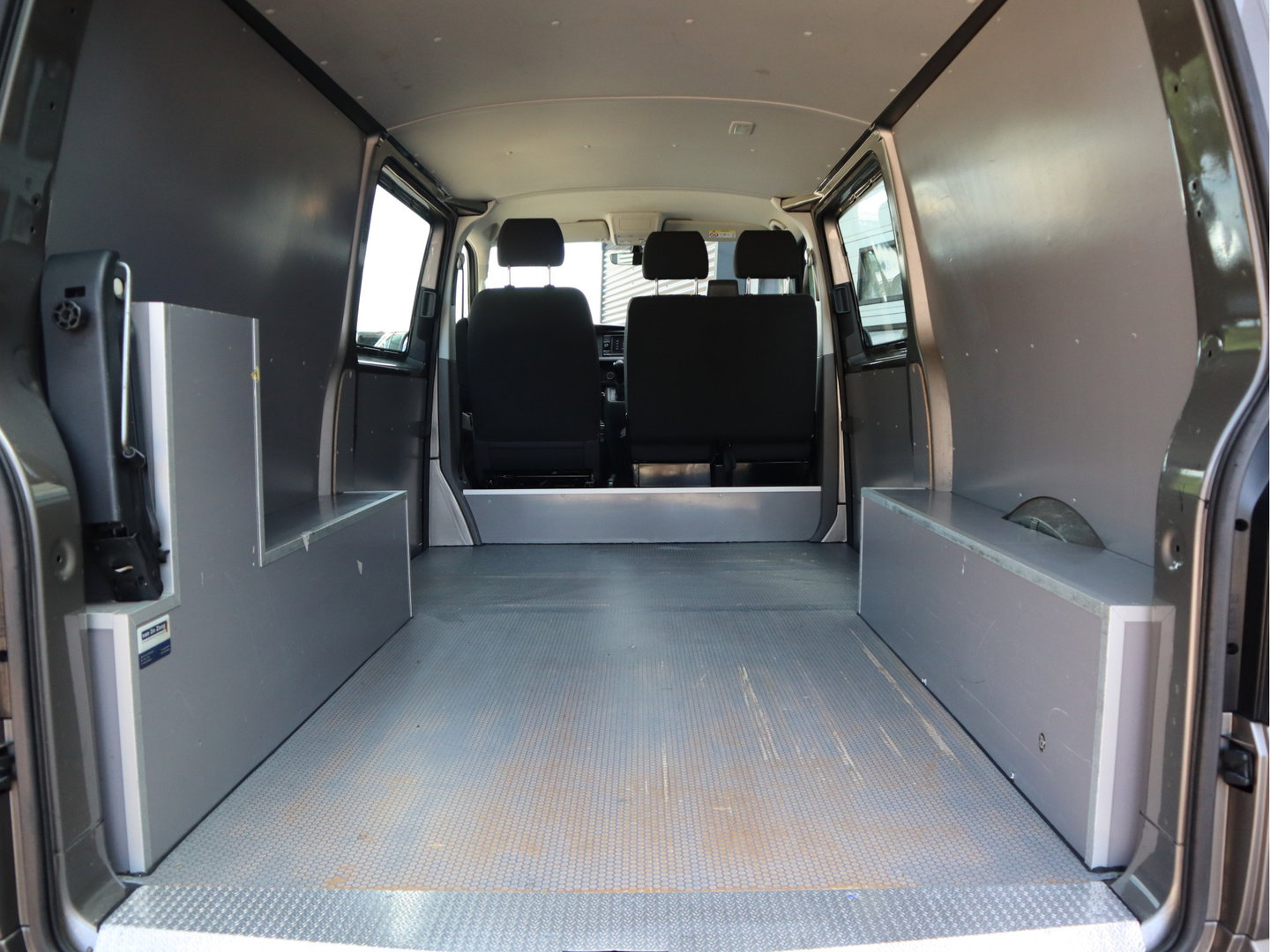 Volkswagen Transporter 2.0 TDI 150pk Euro 6 Automaat - L2 Lang - 2x Schuifdeur - Airco