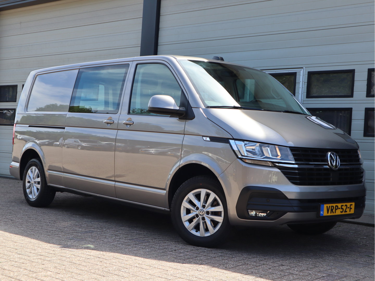 Volkswagen Transporter 2.0 TDI 150pk Euro 6 Automaat - L2 Lang - 2x Schuifdeur - Airco