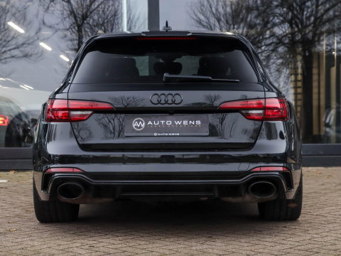 Audi RS4 Avant 2.9 TFSI Quattro Pano Stoelventilatie Bang&Olufsen