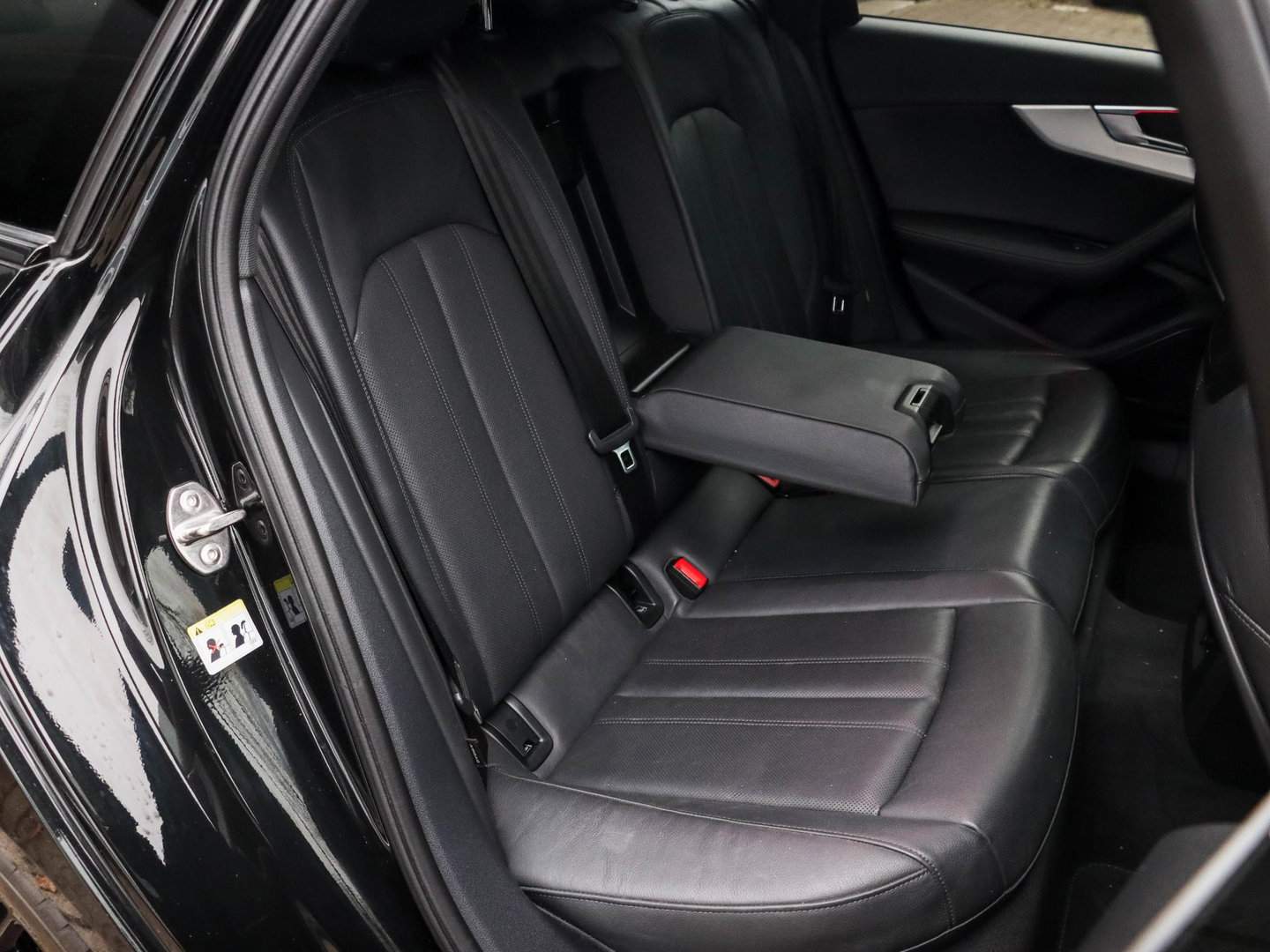 Audi RS4 Avant 2.9 TFSI Quattro Pano Stoelventilatie Bang&Olufsen