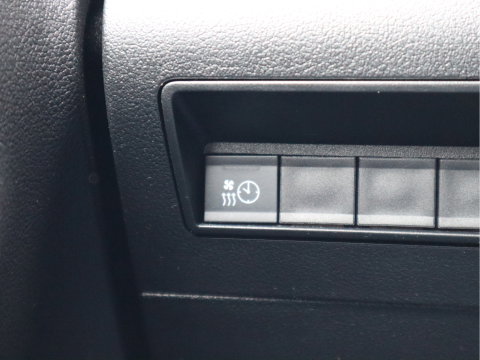Peugeot e-Partner 50 kWh Lang L2 - Apple Carplay - Snelladen - Camera - 1e Eigenaar