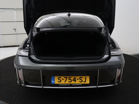 Hyundai IONIQ 6 Connect 77.4 kWh | SOH 94,7% | Warmtepomp | Head-Up | Stoelverwarming | Camera | Carplay | Standkachel | Adaptive cruise | Keyless | Navigatie | Achterbankverwarming | Full LED