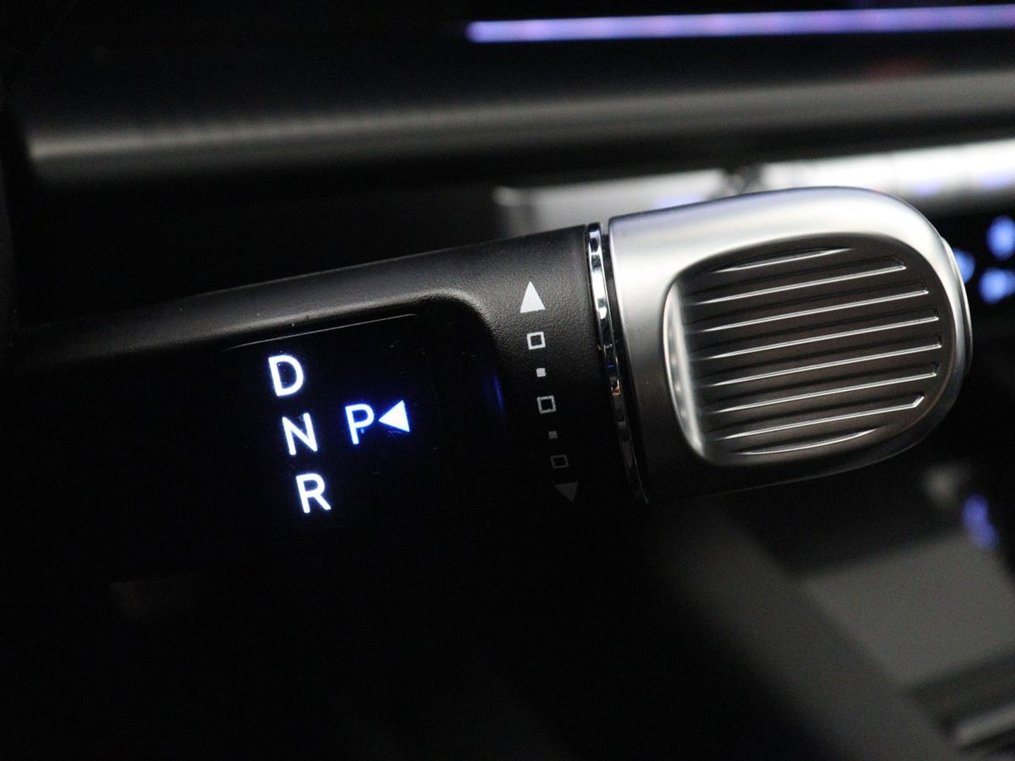 Hyundai IONIQ 6 Connect 77.4 kWh | SOH 94,7% | Warmtepomp | Head-Up | Stoelverwarming | Camera | Carplay | Standkachel | Adaptive cruise | Keyless | Navigatie | Achterbankverwarming | Full LED
