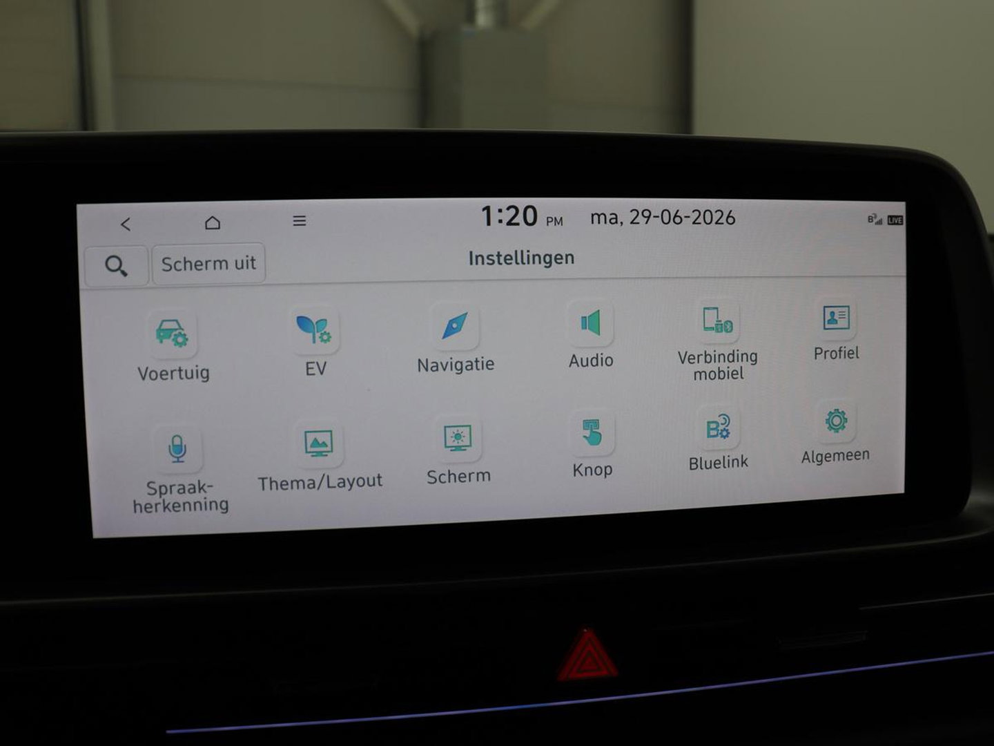 Hyundai IONIQ 6 Connect 77.4 kWh | SOH 94,7% | Warmtepomp | Head-Up | Stoelverwarming | Camera | Carplay | Standkachel | Adaptive cruise | Keyless | Navigatie | Achterbankverwarming | Full LED