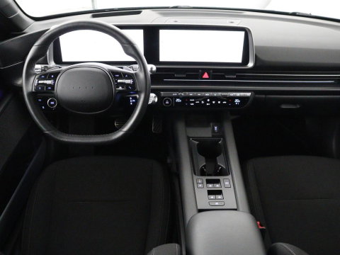 Hyundai IONIQ 6 Connect 77.4 kWh | SOH 94,7% | Warmtepomp | Head-Up | Stoelverwarming | Camera | Carplay | Standkachel | Adaptive cruise | Keyless | Navigatie | Achterbankverwarming | Full LED