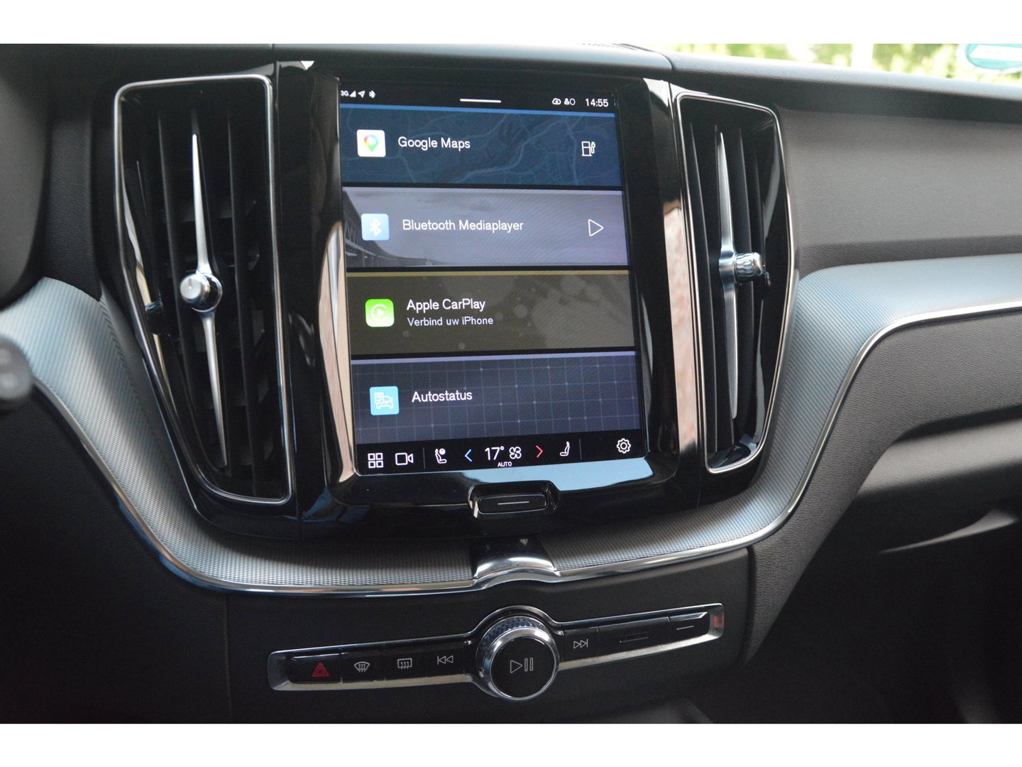 Volvo XC60 T6 Hybride AWD Plus Dark LONG RANGE| Panoramadak | Harman/Kardon | Camera | Stoel + Stuur Verwarmd |