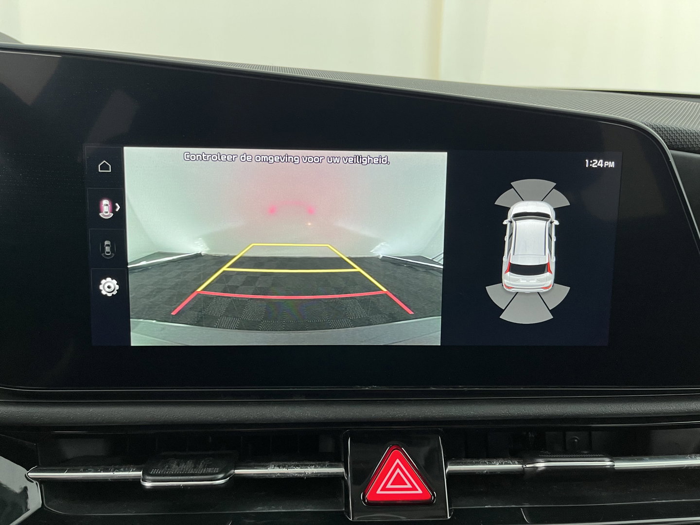 Kia Niro EV DynamicLine 64.8 kWh [3-Fase-11kW] {SoH-96%} (INCL.BTW) Aut. *LEATHER-FABRIC | ADAPTIVE-CRUISE | DIGI-COCKPIT | KEYLESS | CAMERA | DAB | COMFORTSEATS | SHIFTPADDLES | ECC | PDC | 17''ALU*