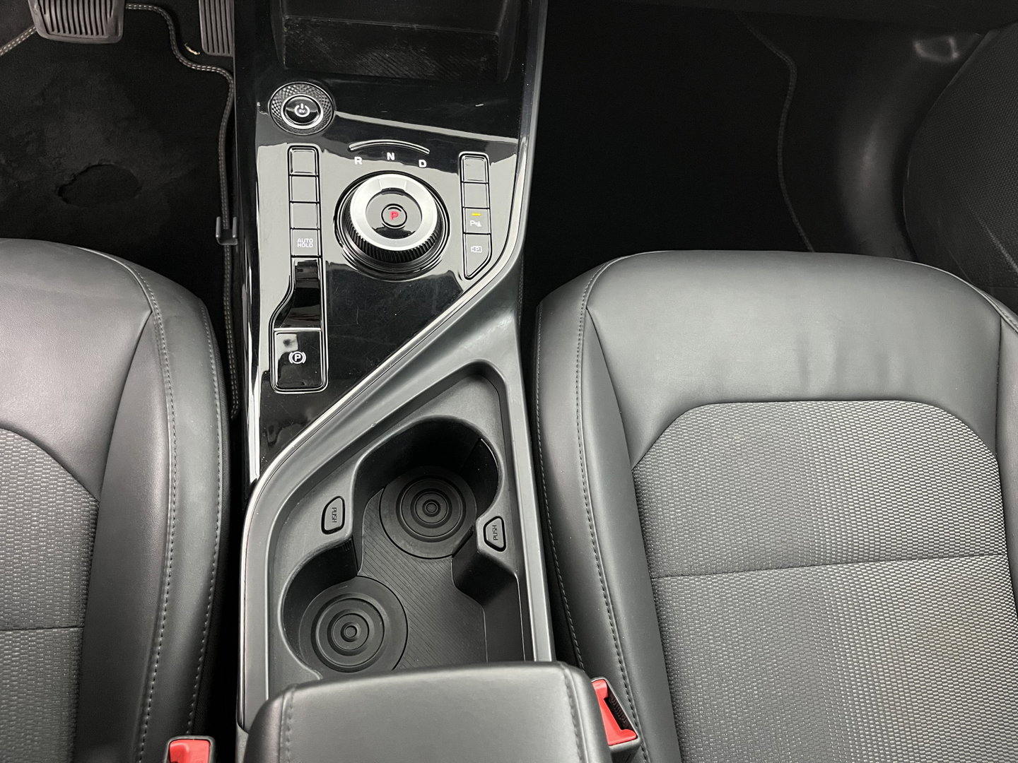 Kia Niro EV DynamicLine 64.8 kWh [3-Fase-11kW] {SoH-96%} (INCL.BTW) Aut. *LEATHER-FABRIC | ADAPTIVE-CRUISE | DIGI-COCKPIT | KEYLESS | CAMERA | DAB | COMFORTSEATS | SHIFTPADDLES | ECC | PDC | 17''ALU*