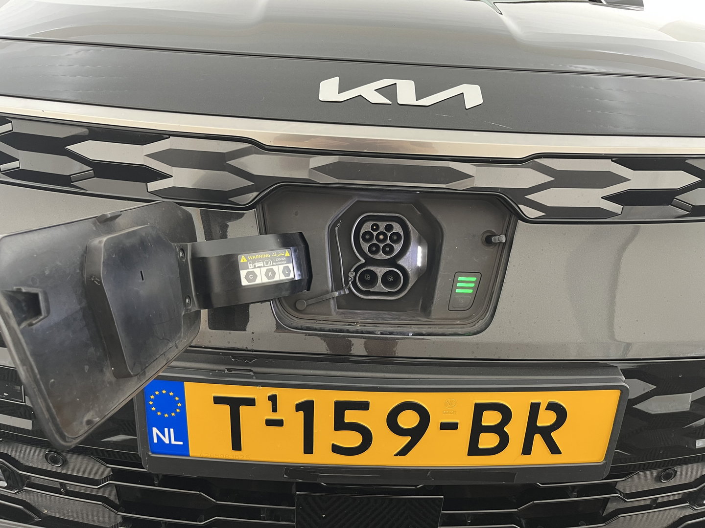 Kia Niro EV DynamicLine 64.8 kWh [3-Fase-11kW] {SoH-96%} (INCL.BTW) Aut. *LEATHER-FABRIC | ADAPTIVE-CRUISE | DIGI-COCKPIT | KEYLESS | CAMERA | DAB | COMFORTSEATS | SHIFTPADDLES | ECC | PDC | 17''ALU*