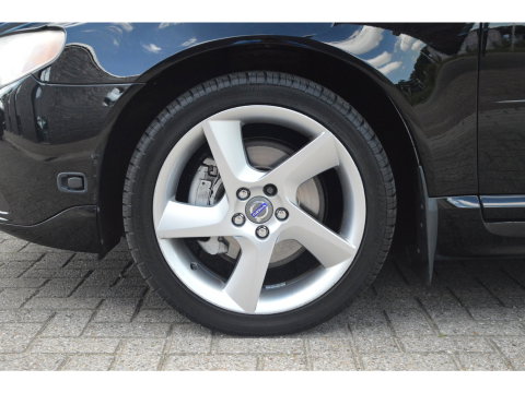 Volvo V70 2.5T | Stoelverwarming | Automaat | Cruise | Perfect onderhouden |