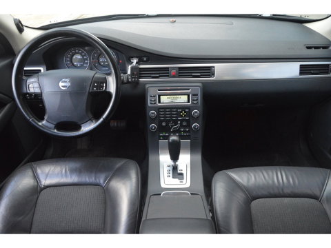 Volvo V70 2.5T | Stoelverwarming | Automaat | Cruise | Perfect onderhouden |