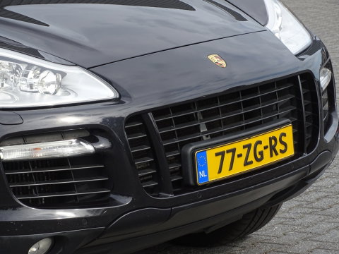 Porsche Cayenne 4.8 V8 Turbo 500PK / PCM / LED *NAP*