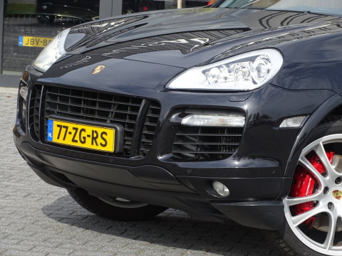 Porsche Cayenne 4.8 V8 Turbo 500PK / PCM / LED *NAP*