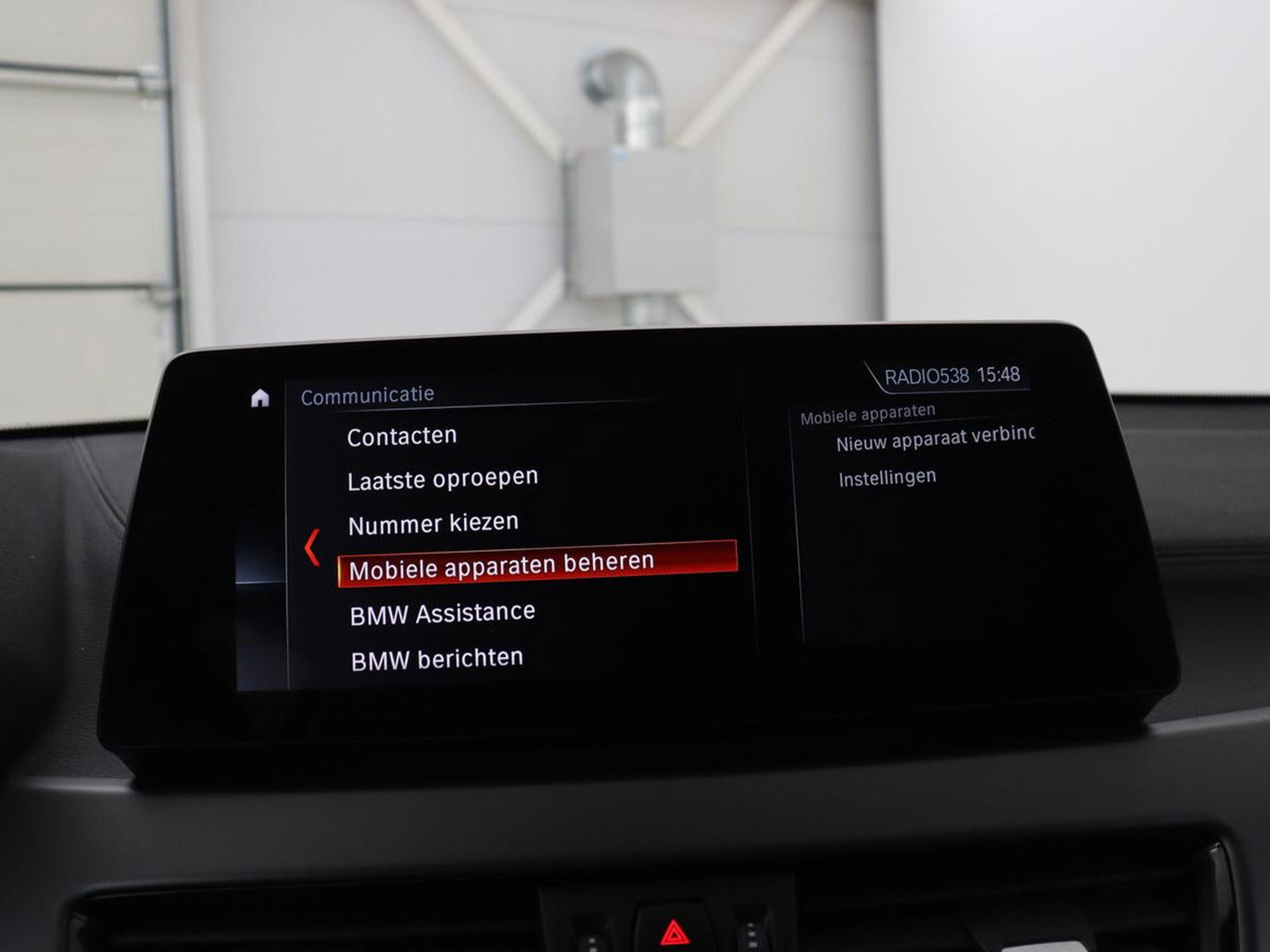 BMW X2 xDrive25e Goldplay Edition | SOH 82,1% | M Sport | Leder | Head-Up | Sportstoelen | 19'' velgen | Sfeerverlichting | Camera | Stoelverwarming | Navigatie | Full LED | Keyless | DAB | Park Assist | Memory | PHEV | Plug In