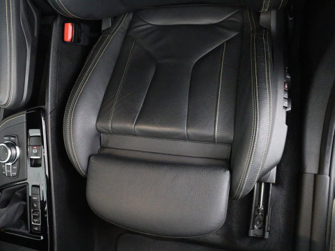 BMW X2 xDrive25e Goldplay Edition | SOH 82,1% | M Sport | Leder | Head-Up | Sportstoelen | 19'' velgen | Sfeerverlichting | Camera | Stoelverwarming | Navigatie | Full LED | Keyless | DAB | Park Assist | Memory | PHEV | Plug In
