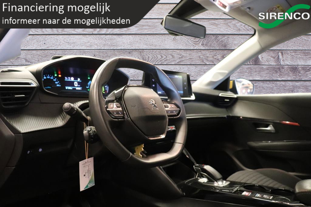 Peugeot e-208