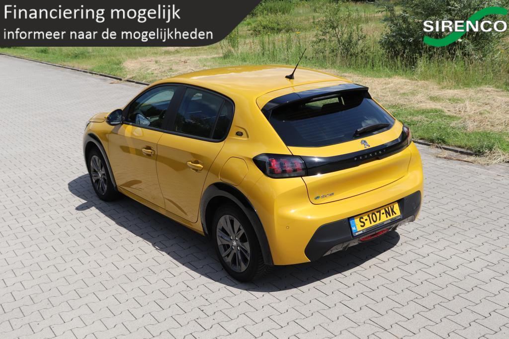 Peugeot e-208