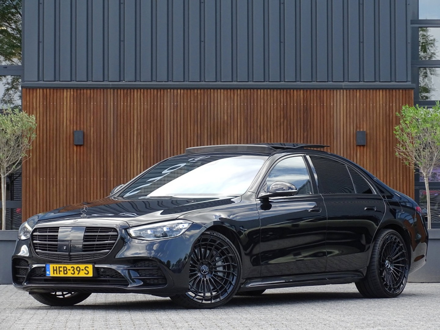 Mercedes-Benz S-Klasse 580 e 4M 510PK / AMG / 22'' / Burmester / 360°