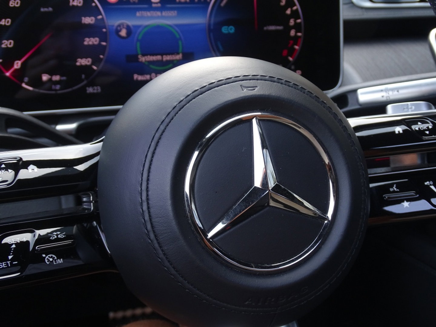 Mercedes-Benz S-Klasse 580 e 4M 510PK / AMG / 22'' / Burmester / 360°