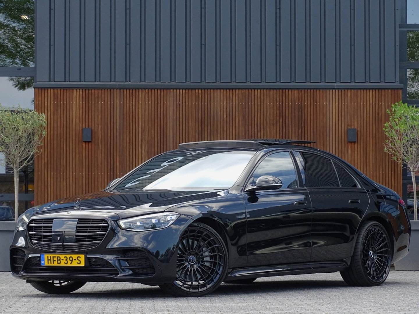 Mercedes-Benz S-Klasse 580 e 4M 510PK / AMG / 22'' / Burmester / 360°