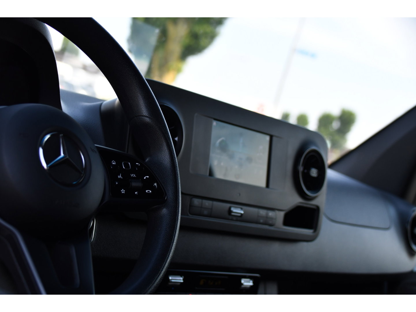 Mercedes-Benz Sprinter 315 1.9 CDI L2H1 RWD PB Edition Camera, Cruise, Carplay, 150pk, Sensoren, Automaat, LED, Multimedia, Airco, Uniek!