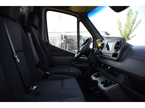 Mercedes-Benz Sprinter 315 1.9 CDI L2H1 RWD PB Edition Camera, Cruise, Carplay, 150pk, Sensoren, Automaat, LED, Multimedia, Airco, Uniek!