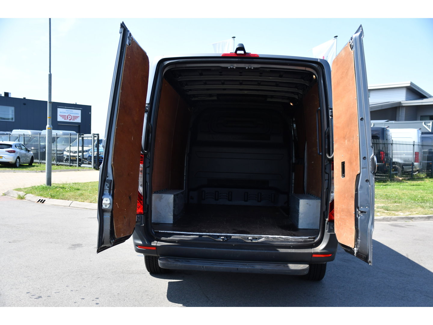 Mercedes-Benz Sprinter 315 1.9 CDI L2H1 RWD PB Edition Camera, Cruise, Carplay, 150pk, Sensoren, Automaat, LED, Multimedia, Airco, Uniek!