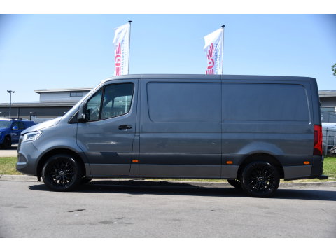 Mercedes-Benz Sprinter 315 1.9 CDI L2H1 RWD PB Edition Camera, Cruise, Carplay, 150pk, Sensoren, Automaat, LED, Multimedia, Airco, Uniek!